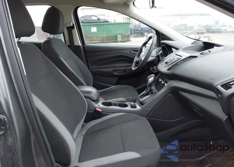 2014 Ford Escape S z USA, uszkodzony, nr VIN 1FMCU0F72EUD00351